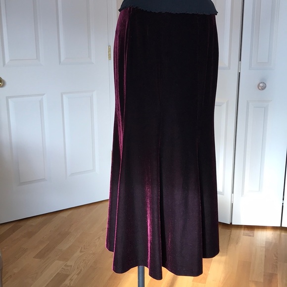 Alex Evenings Dresses & Skirts - ALEX EVENING VELVET SKIRT